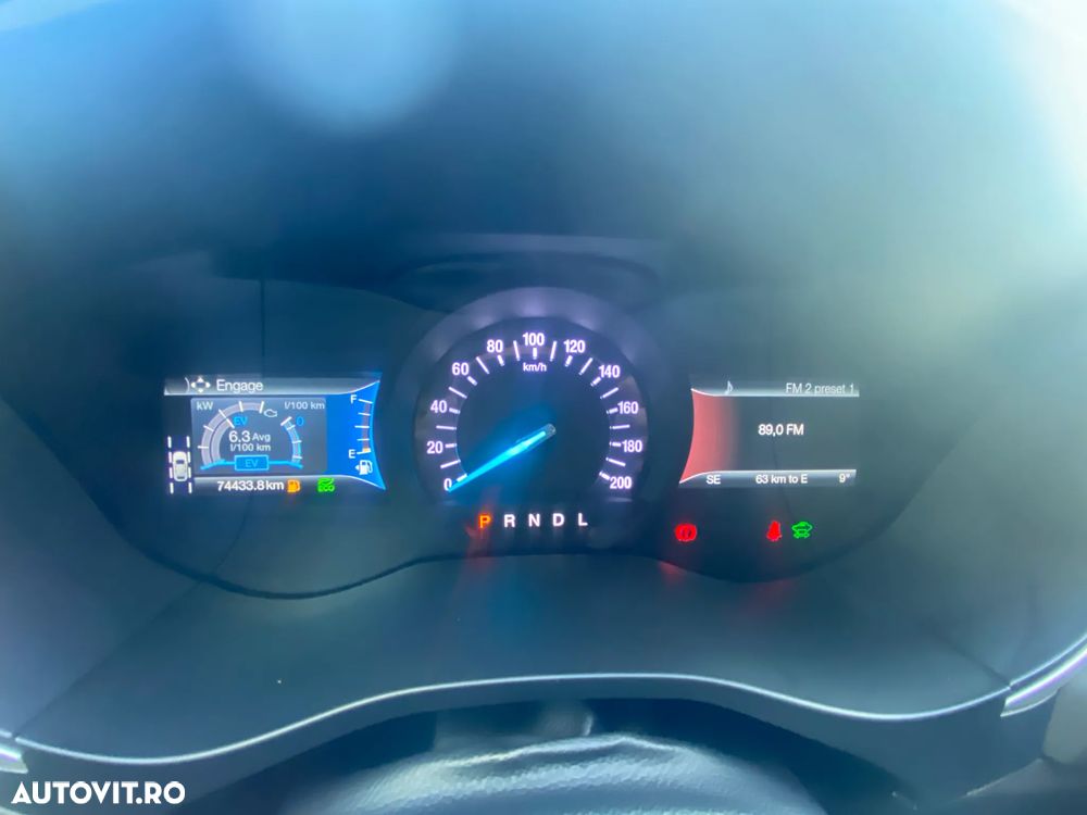 Ford Mondeo 2.0 HEV Trend - 15