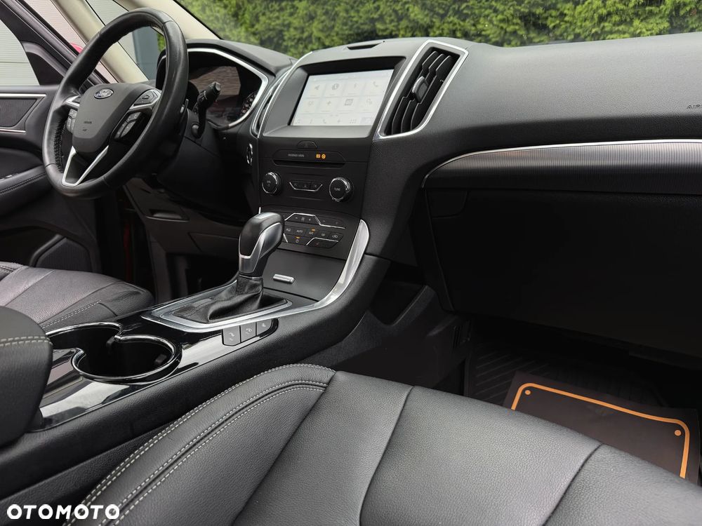 Ford S-Max 2.0 EcoBoost Titanium - 17