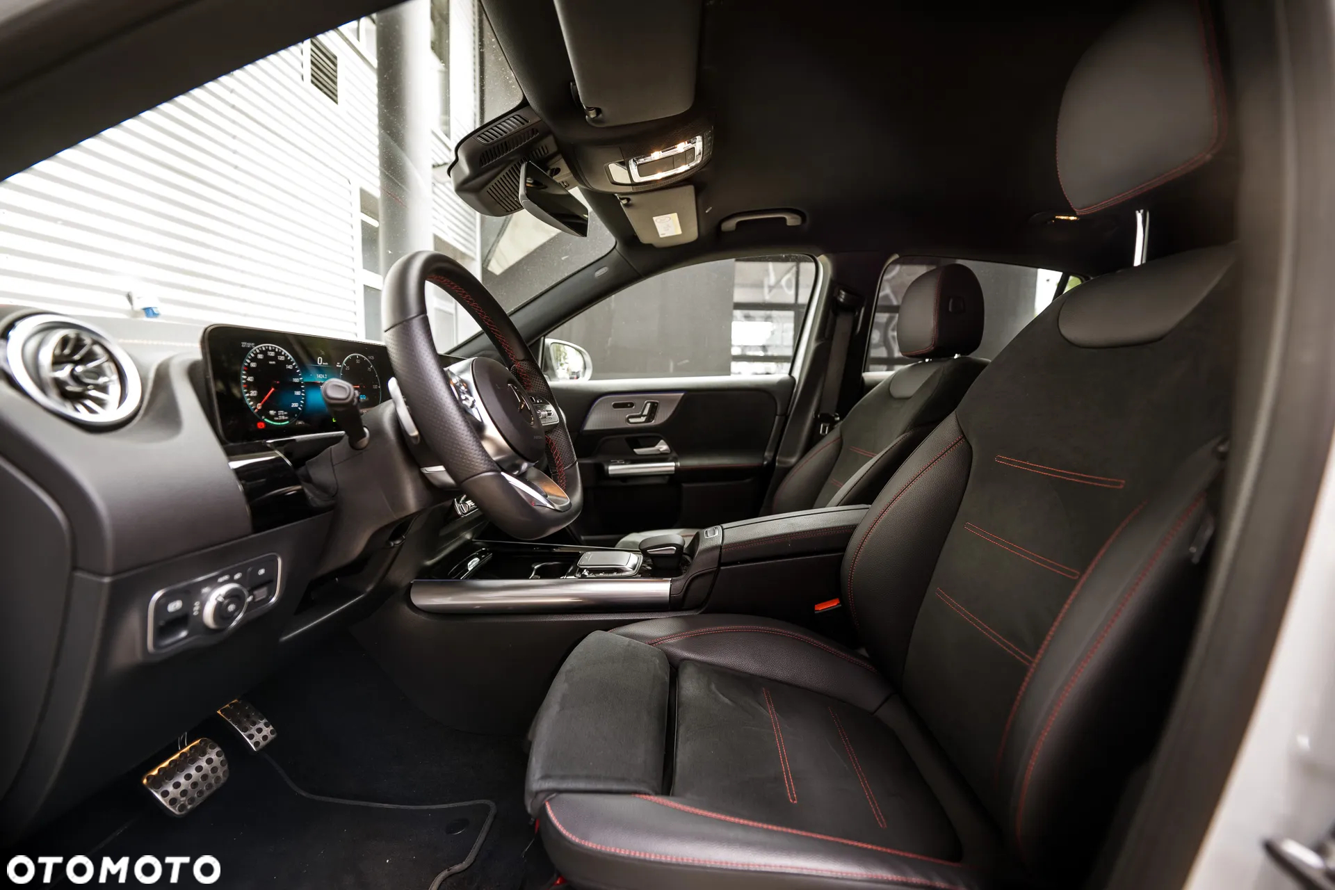 Mercedes-Benz EQA 350 4-Matic AMG Line - 8