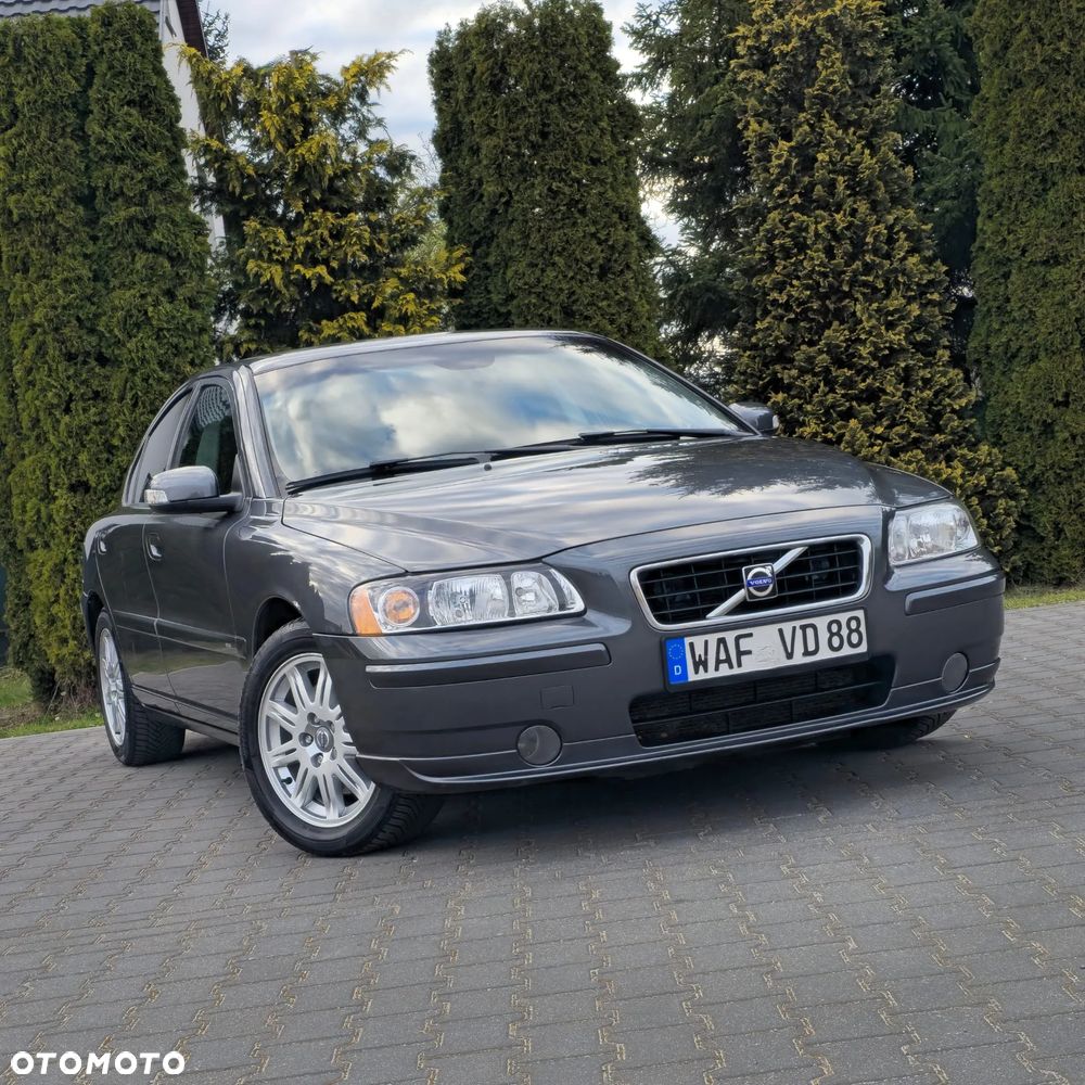 Volvo S60 2.4D Automatik Momentum - 3