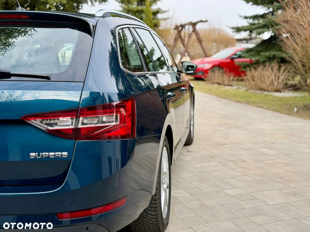 Skoda Superb 2.0 TDI Style DSG - 12