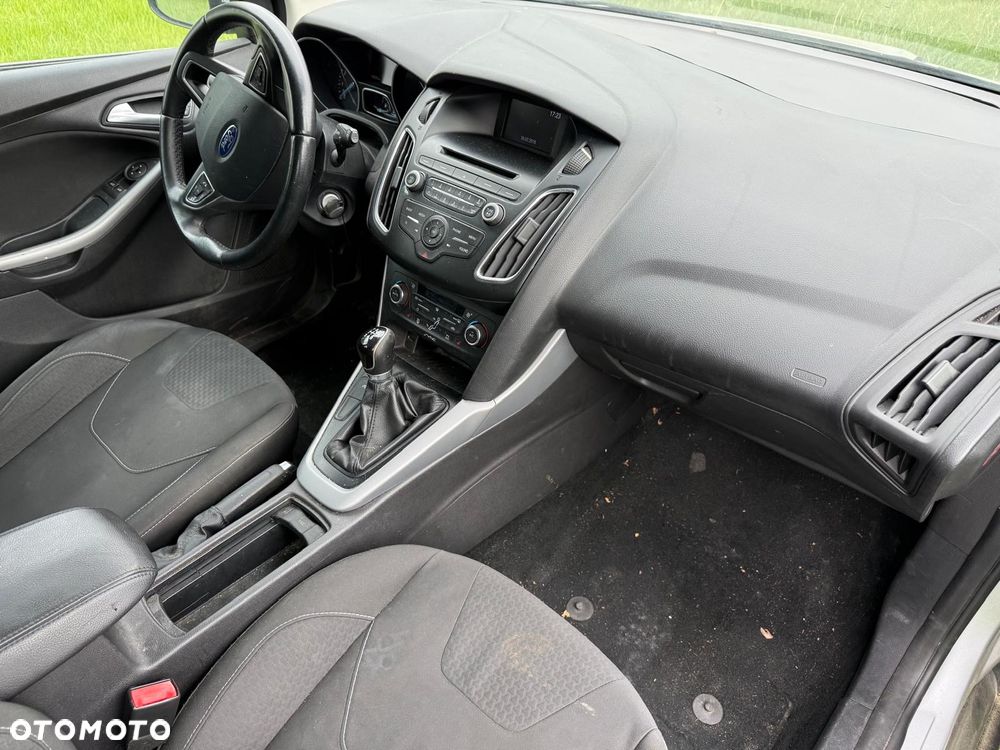 Ford Focus 1.0 EcoBoost Edition - 5