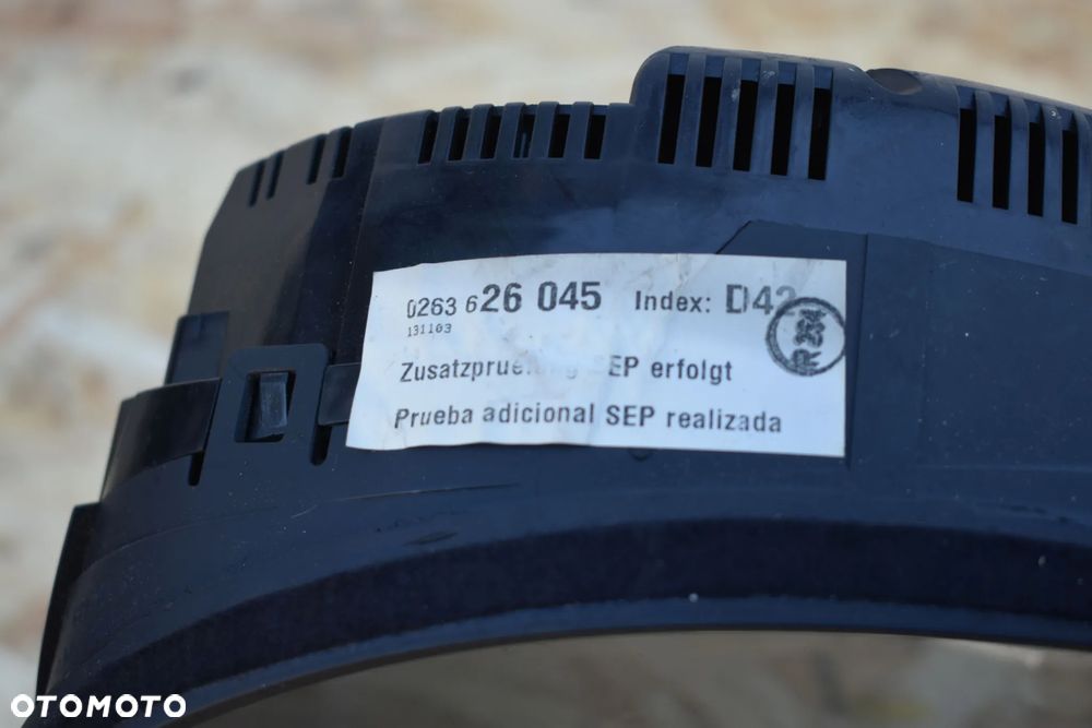 LICZNIK ZEGARY AUDI A4 B6 1.9TDI AVF 8E0920900M - 3