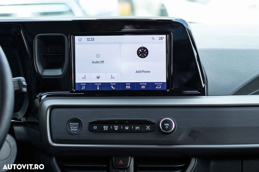 Ford Tourneo Courier 1.0 EcoBoost Titanium - 27