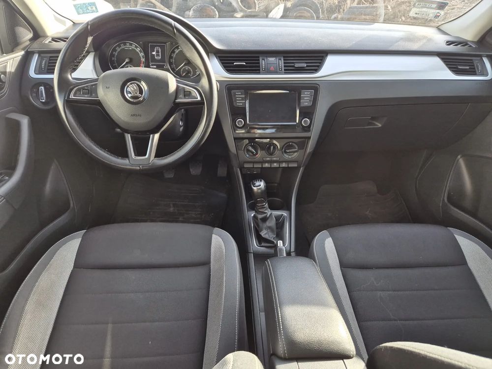 Skoda RAPID - 26