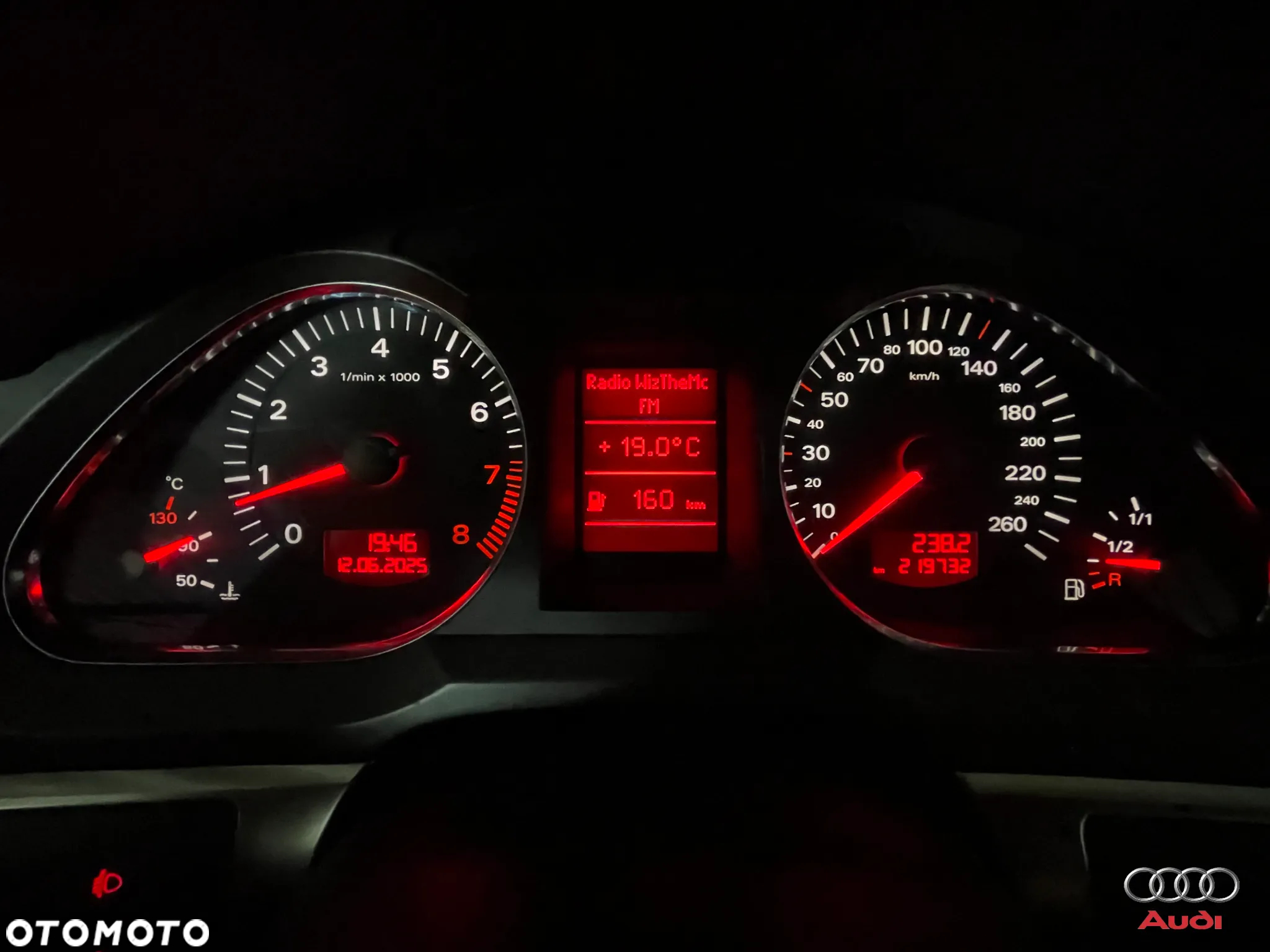 Audi A6 Avant 2.4 - 12