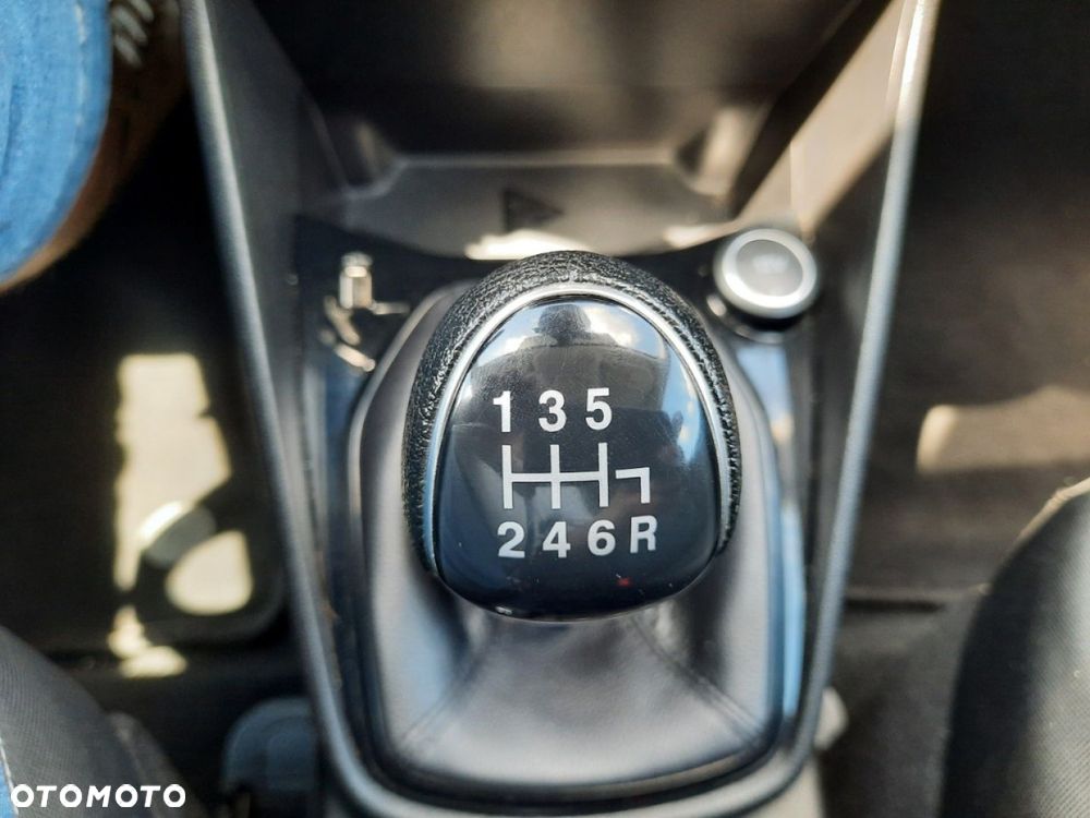 Ford Fiesta - 37
