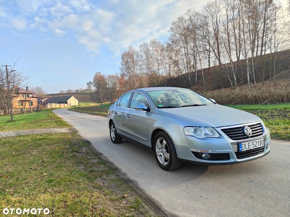 Volkswagen Passat 2.0 FSI Comfortline - 5