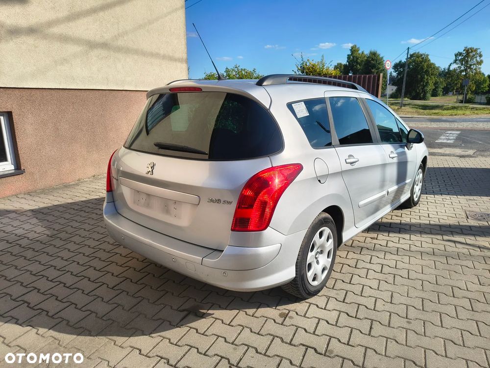 Peugeot 308 - 7