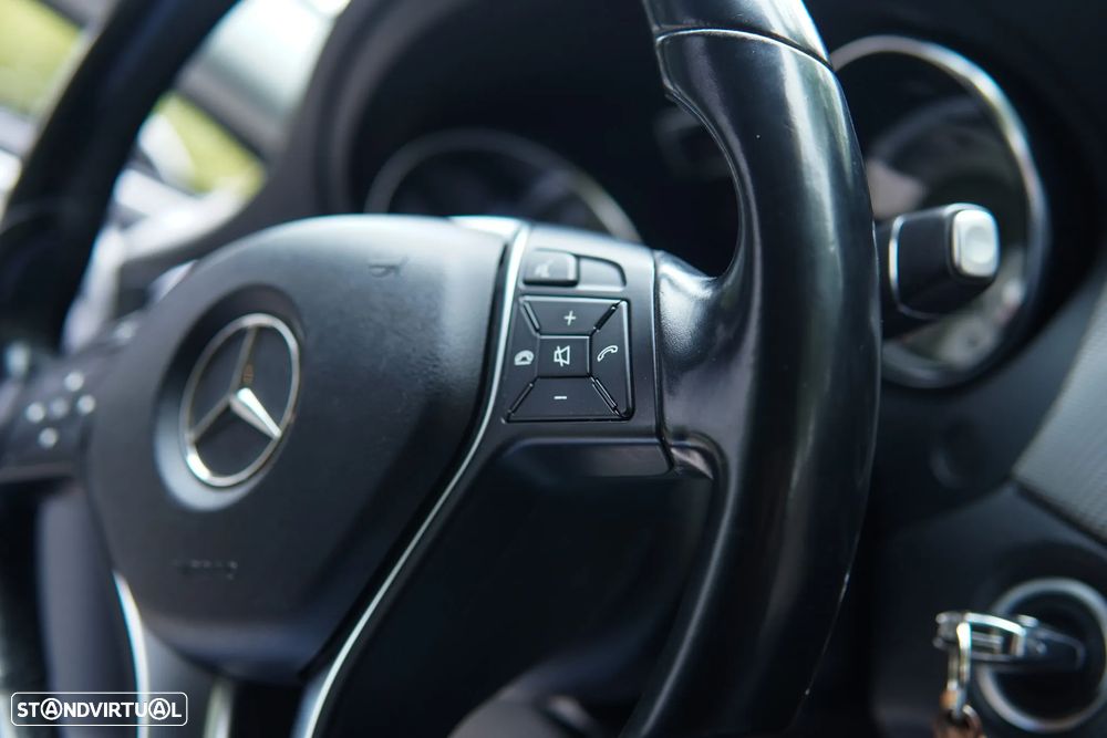 Mercedes-Benz GLA 220 CDI Style - 47