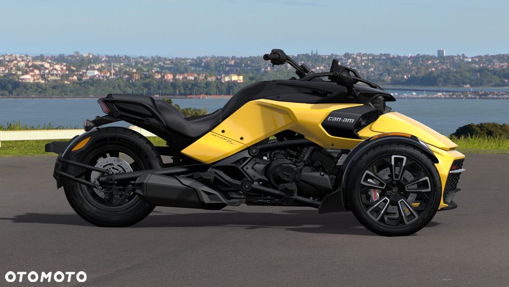 Can-Am Spyder - 6