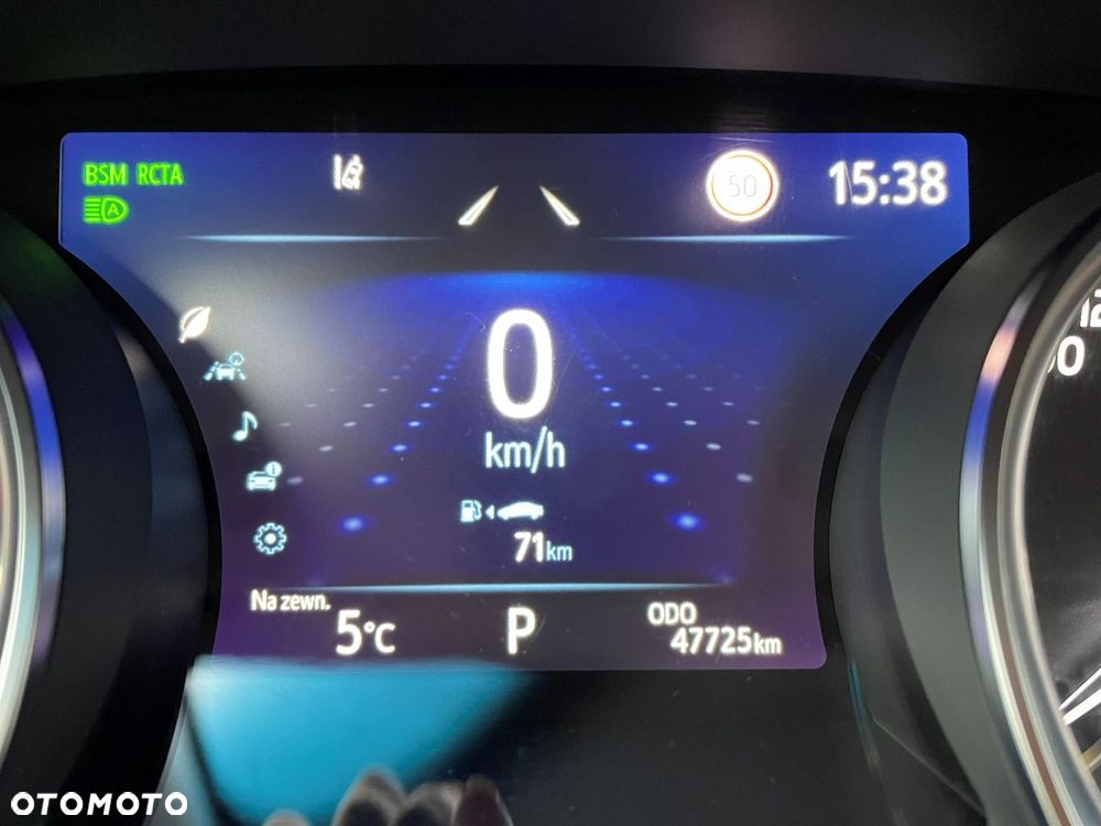 Toyota Camry 2.5 Hybrid Executive CVT - 9