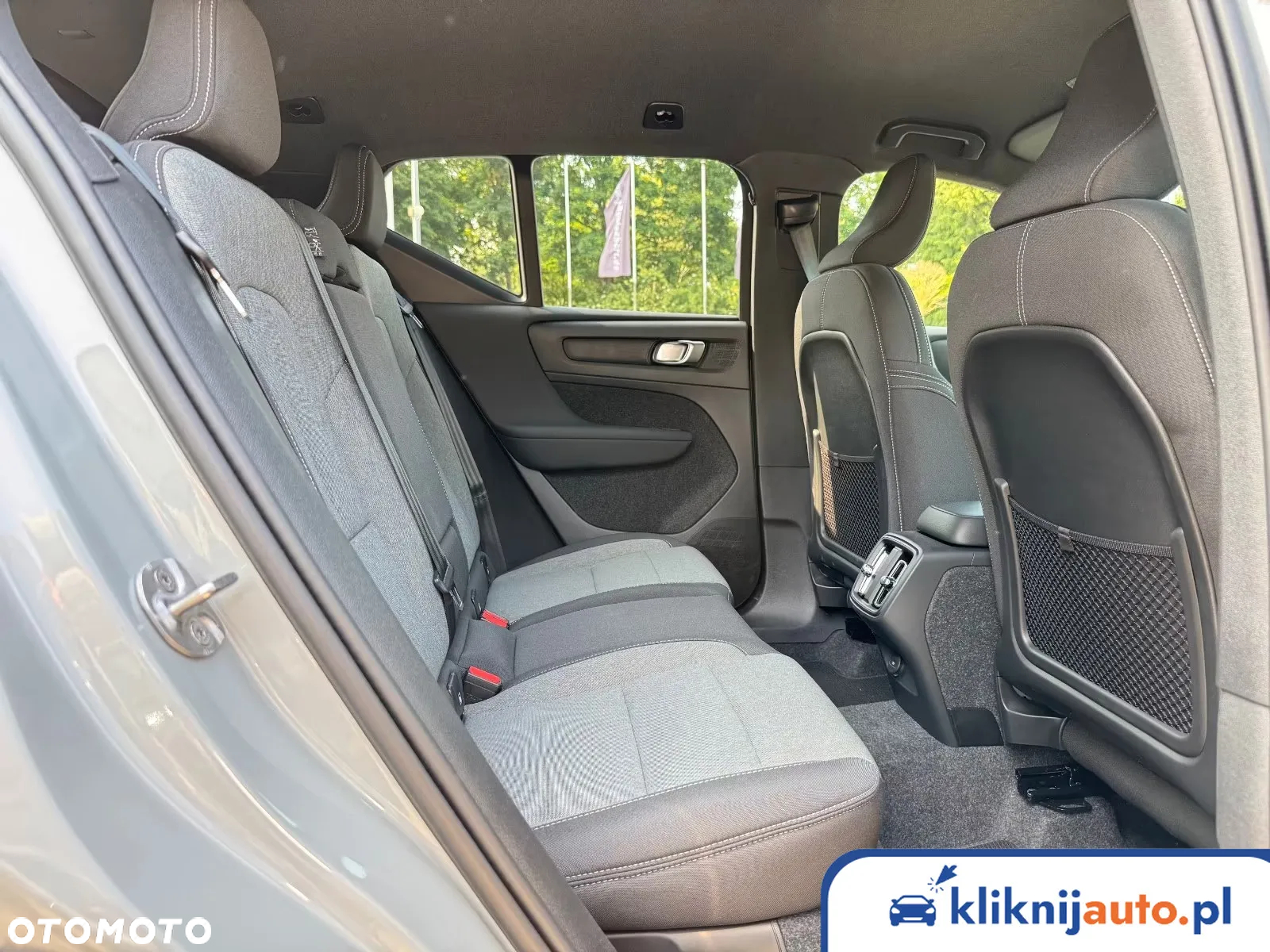 Volvo XC 40 B3 Plus Dark - 6