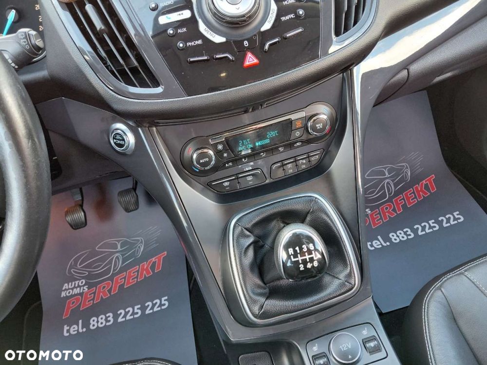 Ford Kuga - 24