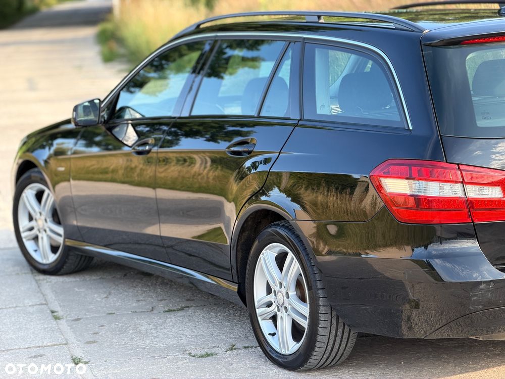 Mercedes-Benz Klasa E 220 CDI DPF BlueEFFICIENCY Automatik Elegance - 20
