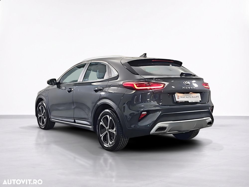 Kia XCeed - 4