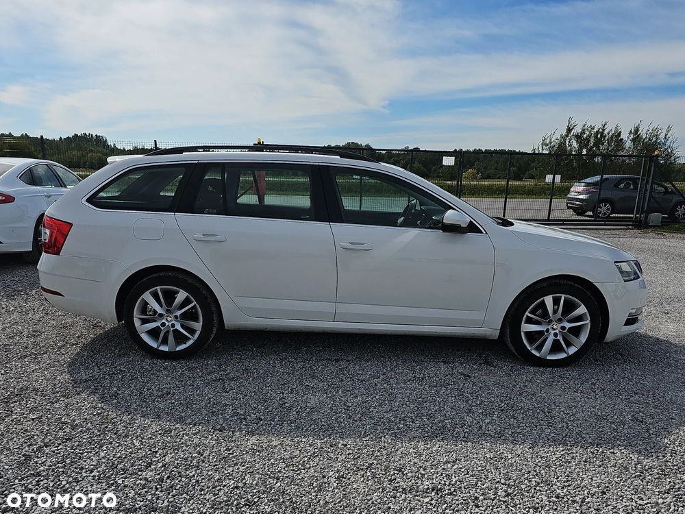 Skoda Octavia 2.0 TDI Style DSG - 5