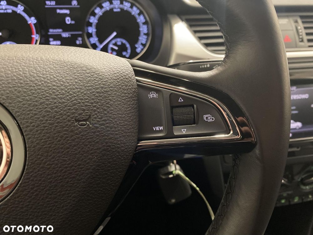 Skoda RAPID Spb 1.0 TSI Active - 14