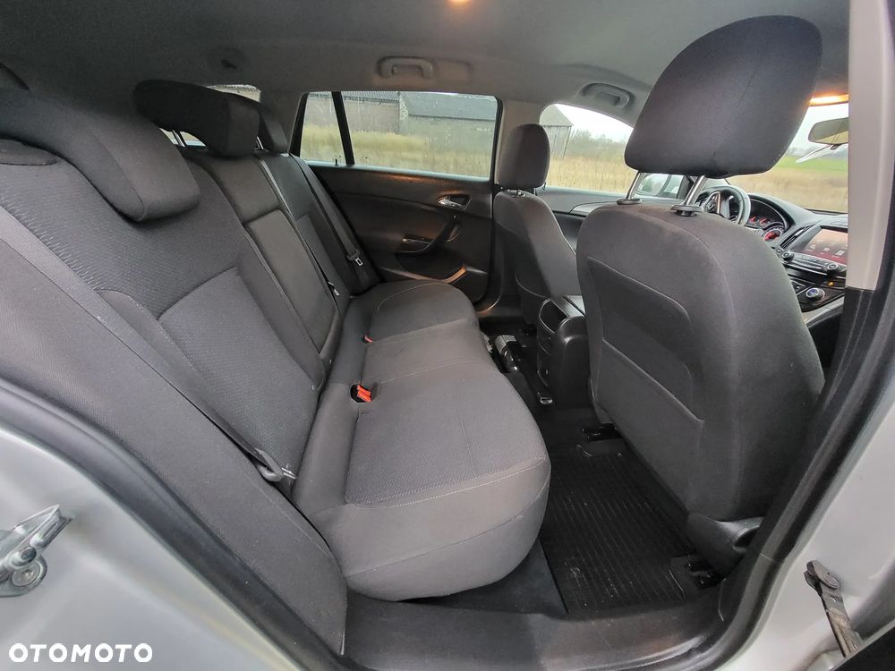 Opel Insignia 1.4 T Active S&S - 30