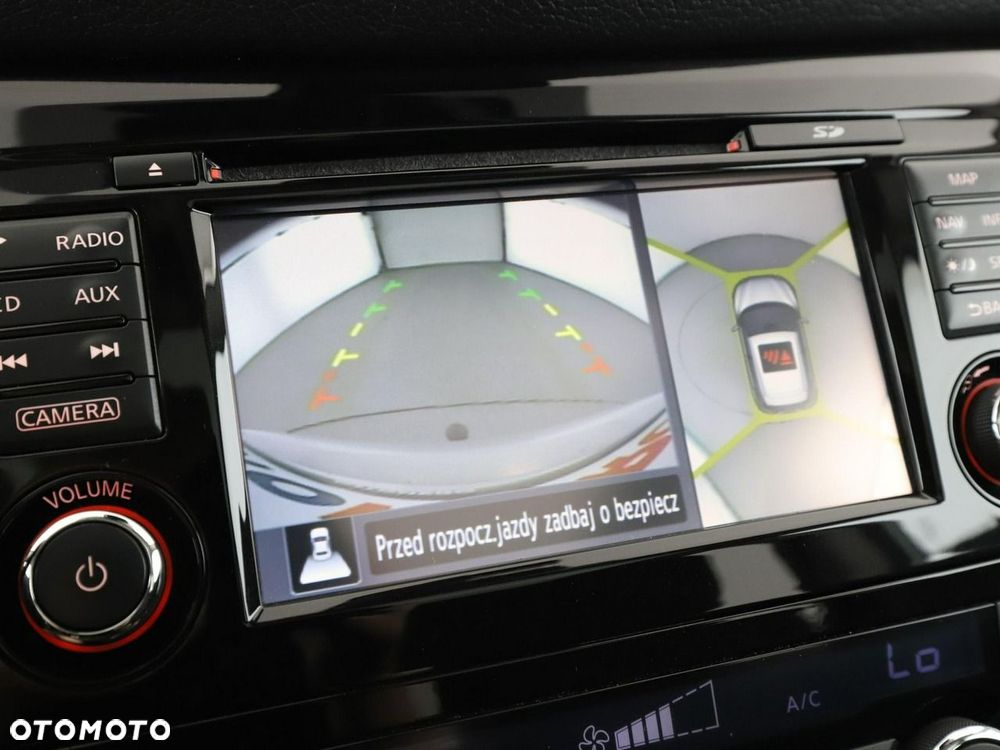 Nissan Qashqai 1.6 DIG-T N-Connecta - 26