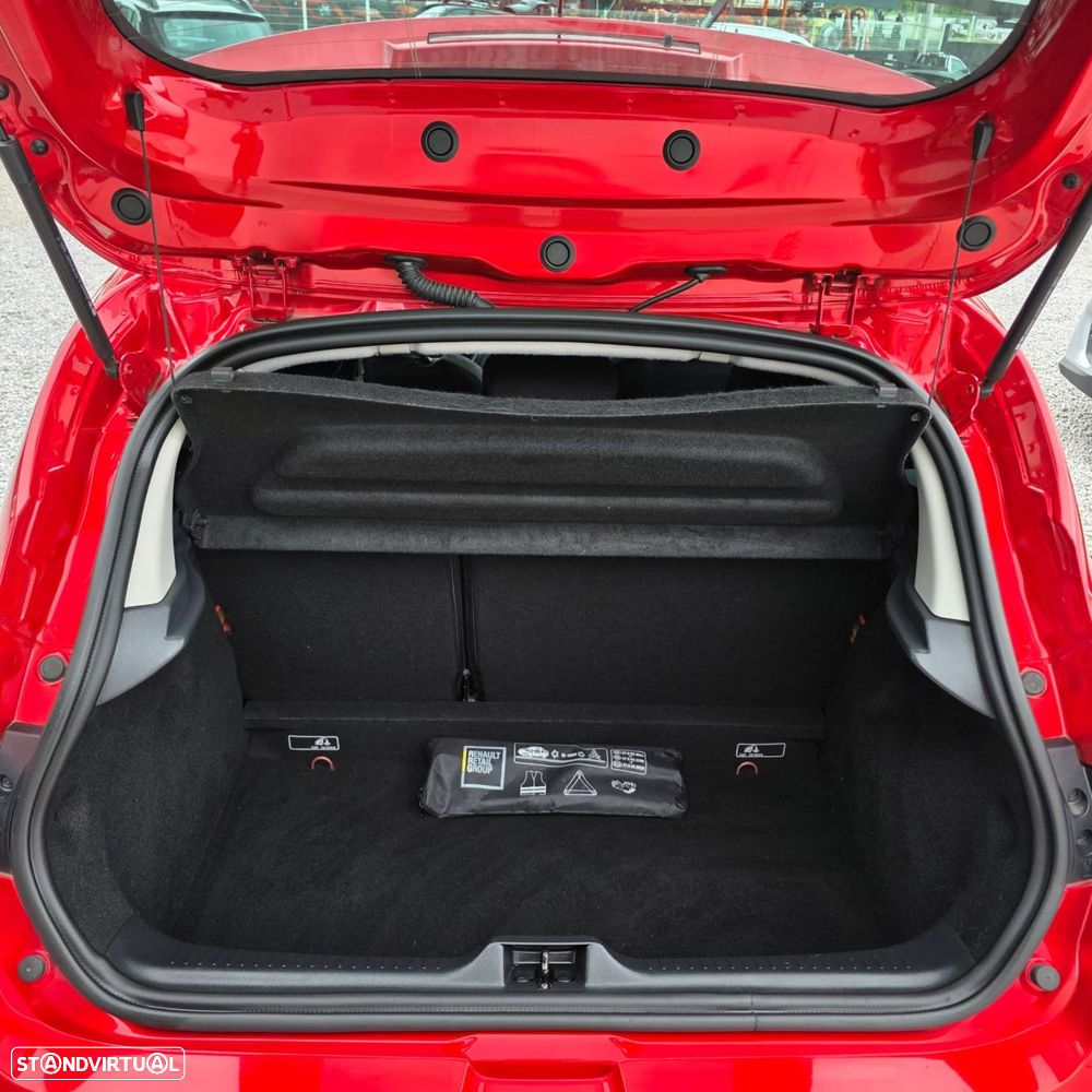 Renault Clio 0.9 TCe Limited - 34