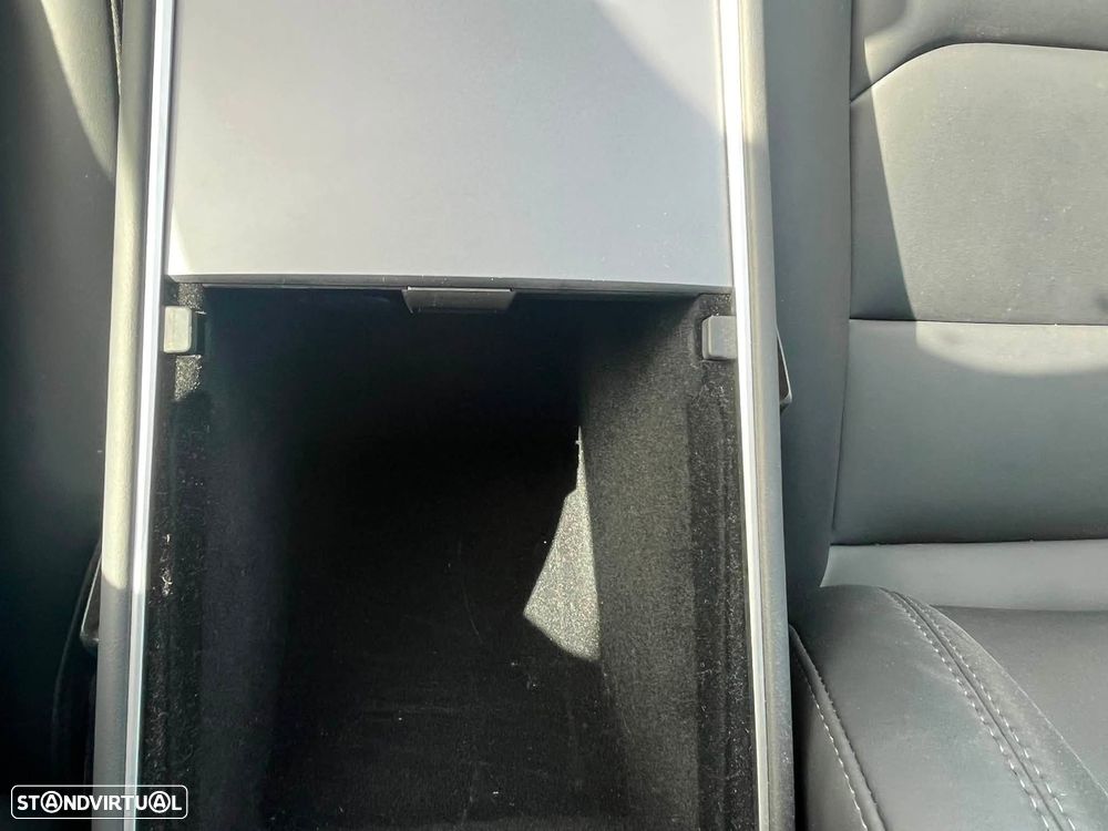 Tesla Model 3 Standard Range Plus RWD - 18