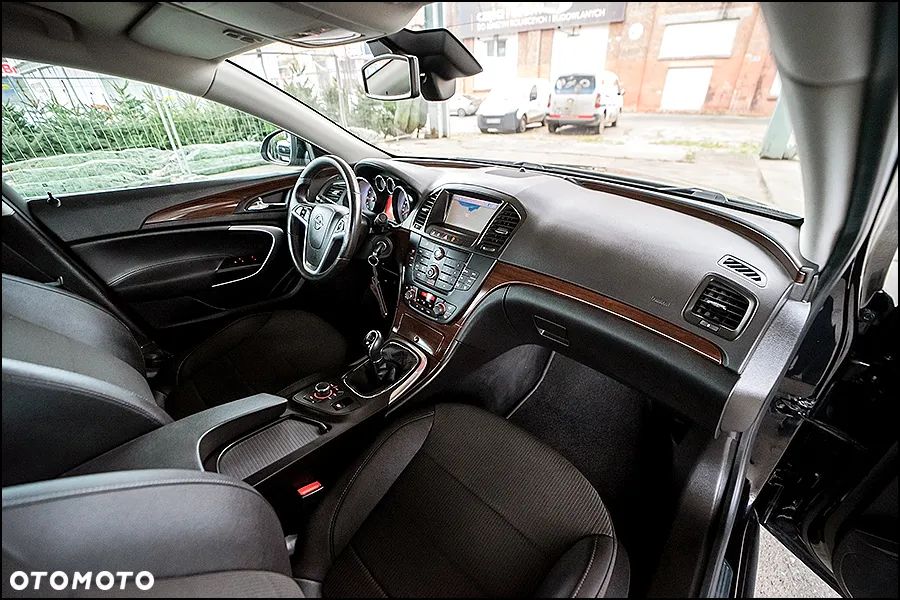 Opel Insignia - 16