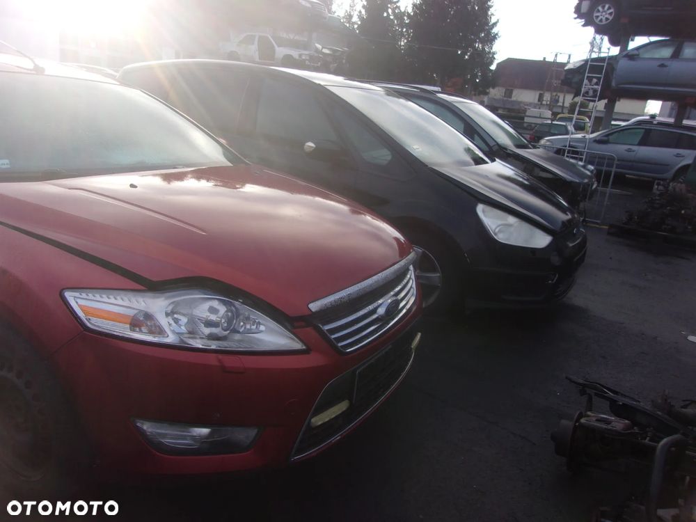 Ford Mondeo MK4 Zderzak Przod PDC Xenon - 2
