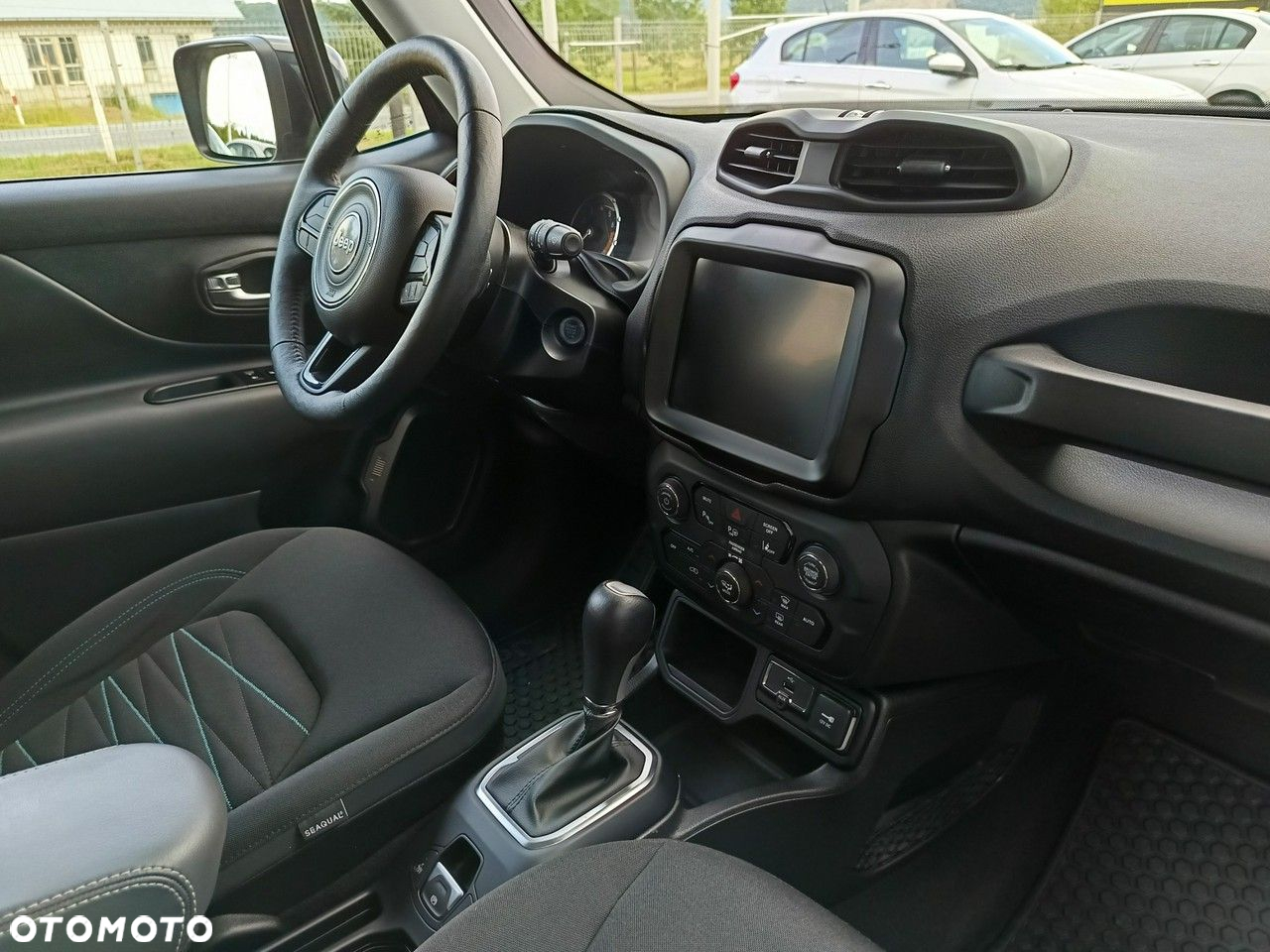 Jeep Renegade 1.5 T4 mHEV Upland FWD S&S DCT - 13