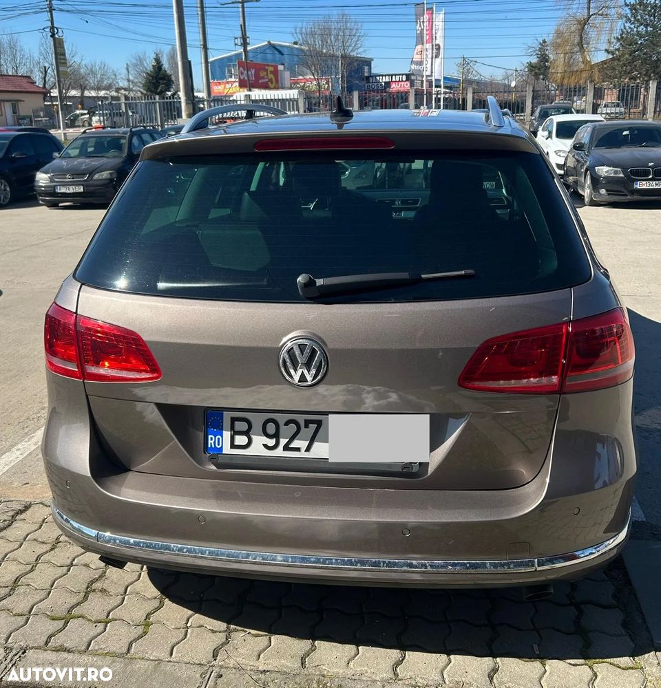 Volkswagen Passat 2.0 TDI 4Motion BlueMotion Technology Highline DSG - 2