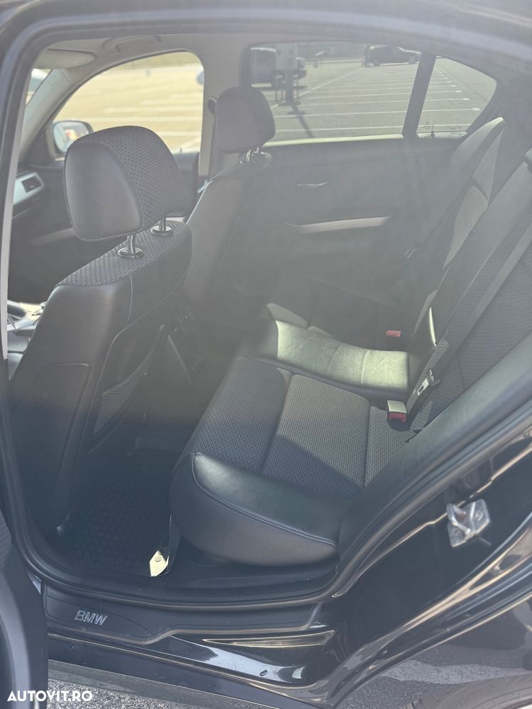 BMW Seria 3 320d - 10