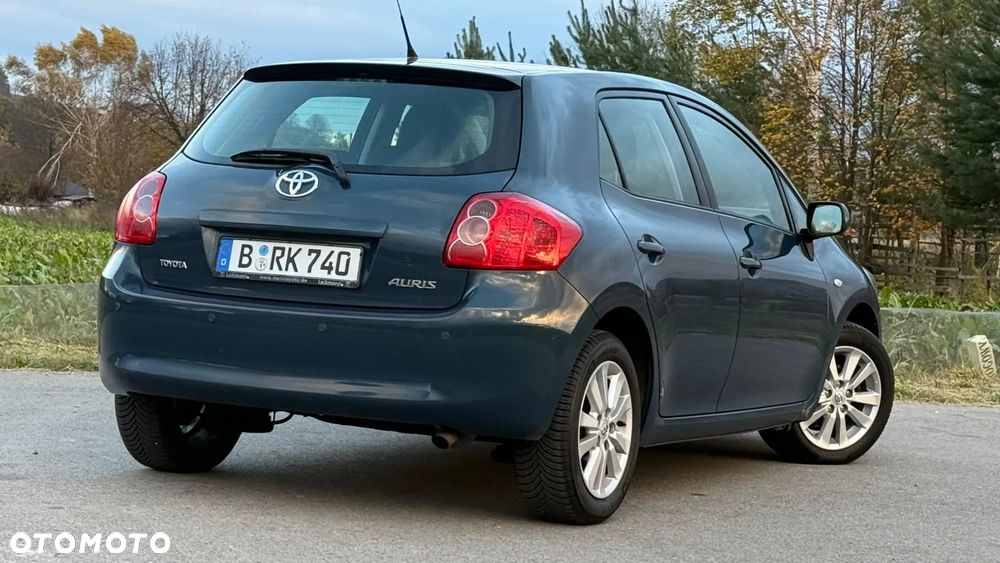 Toyota Auris 1.6 VVT-i Prestige Start - 28