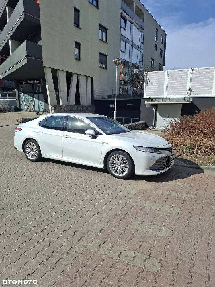 Toyota Camry - 9