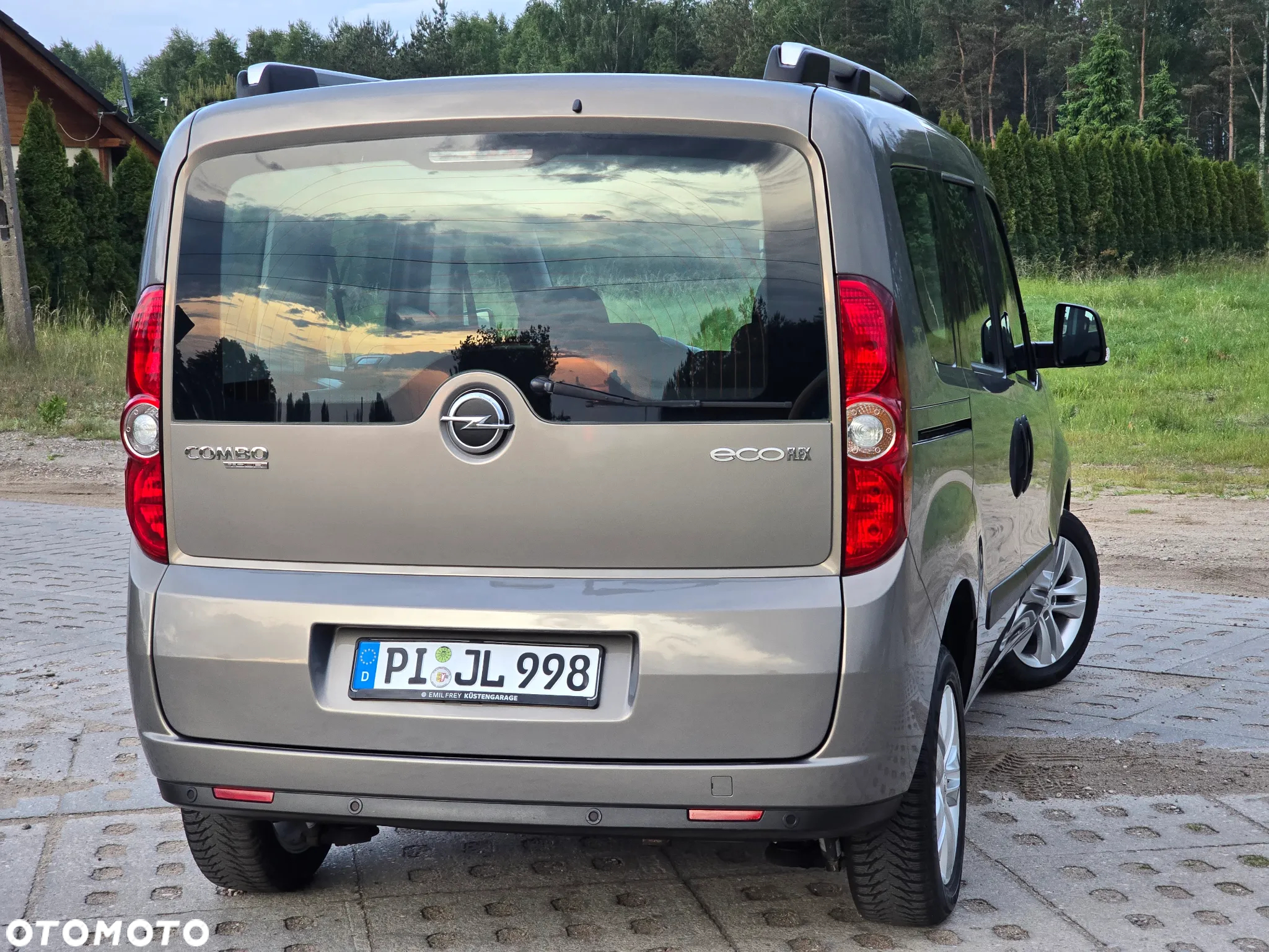 Opel Combo Tour 2.0 CDTI Cosmo - 17