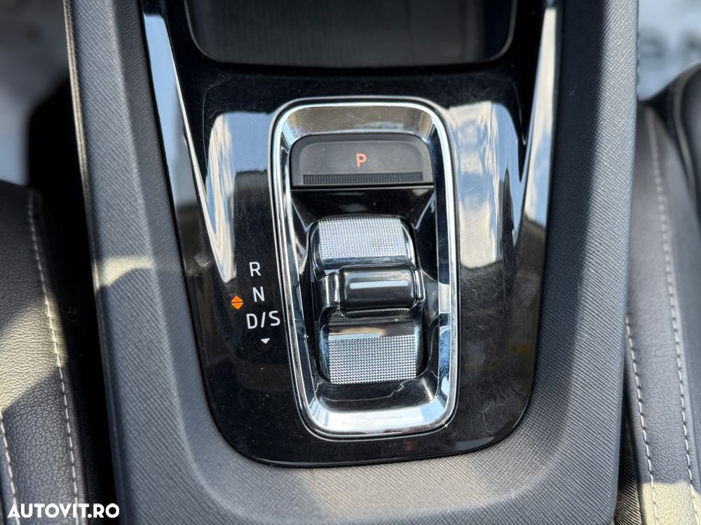 Skoda Octavia 2.0 TDI DSG Base - 10