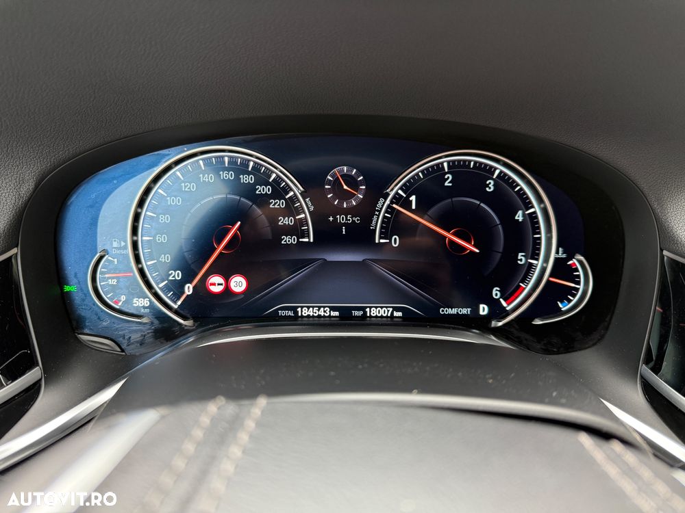 BMW Seria 7 730d xDrive - 8