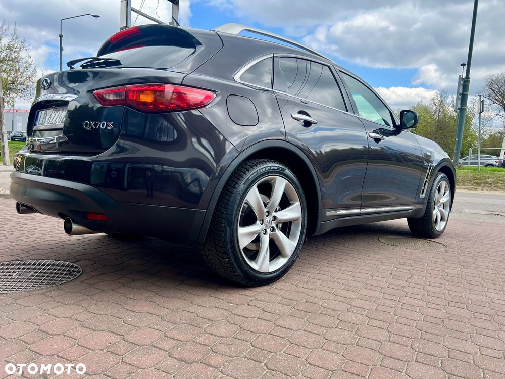 Infiniti Q70 3.0d S Premium - 5