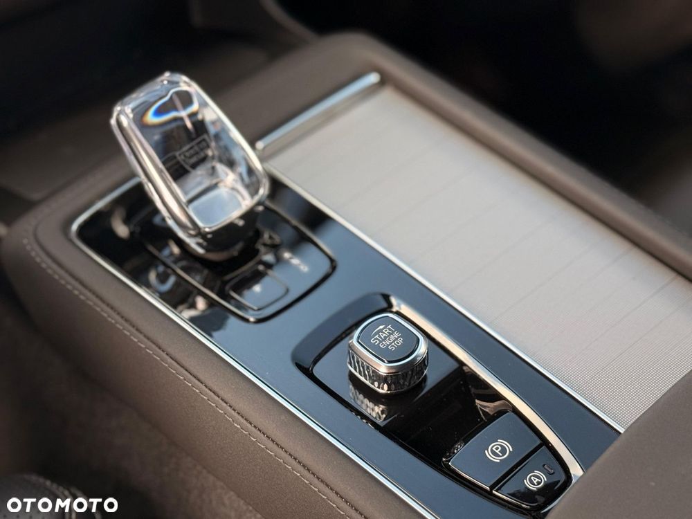 Volvo XC 90 - 19