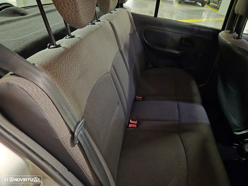 Renault Clio 1.2 Confort Authentique GPL - 20