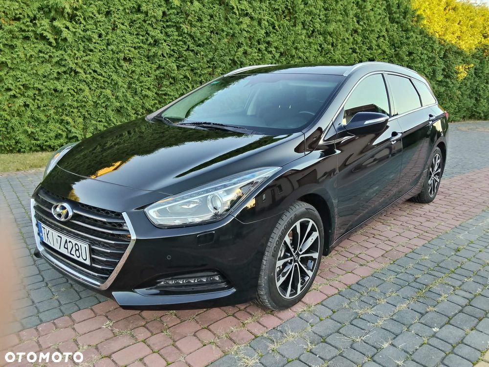 Hyundai i40 1.7 CRDi Premium DCT - 1