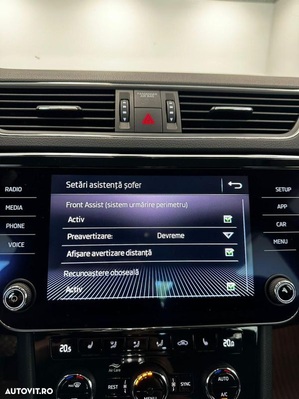 Skoda Superb 2.0 TDI DSG Style - 14