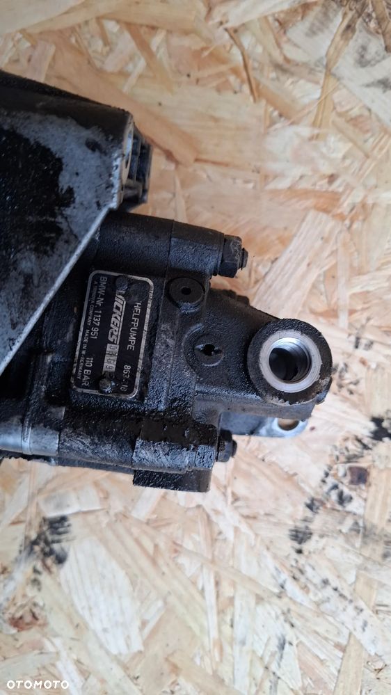 BMW E3Y M50 320 325 POMPA WSPOMAGANIA 1137951 - 3