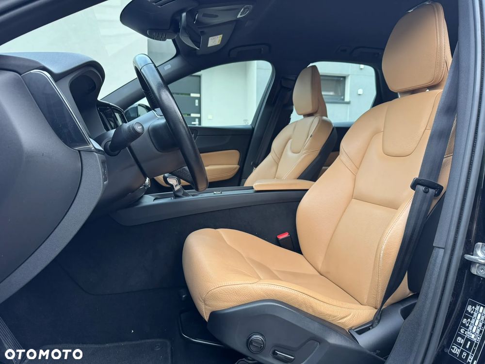 Volvo XC 60 D4 Geartronic Summum - 18