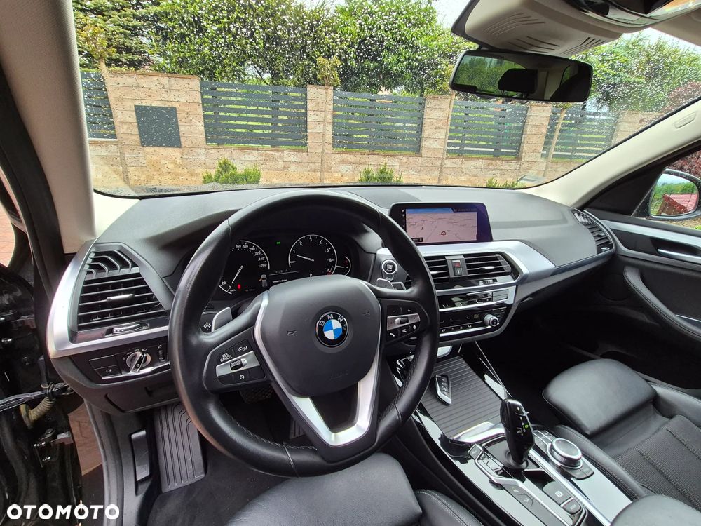 BMW X3 xDrive20i GPF xLine - 26
