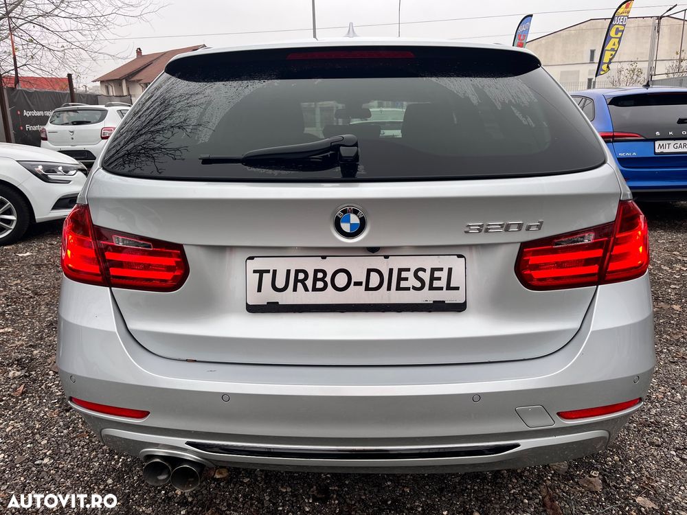 BMW Seria 3 320d Aut. Blue Performance Sport Line - 9