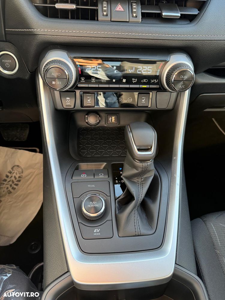 Toyota RAV4 2.5 VVT-iE 4x4 Dynamic - 12