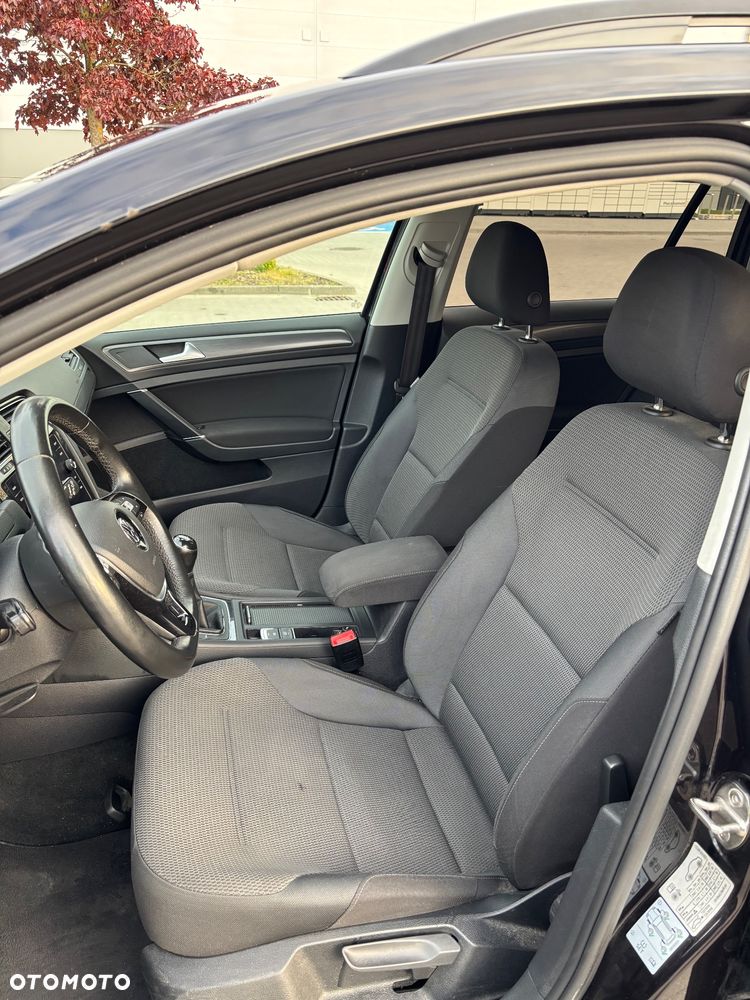 Volkswagen Golf 1.6 TDI BMT Comfortline - 17