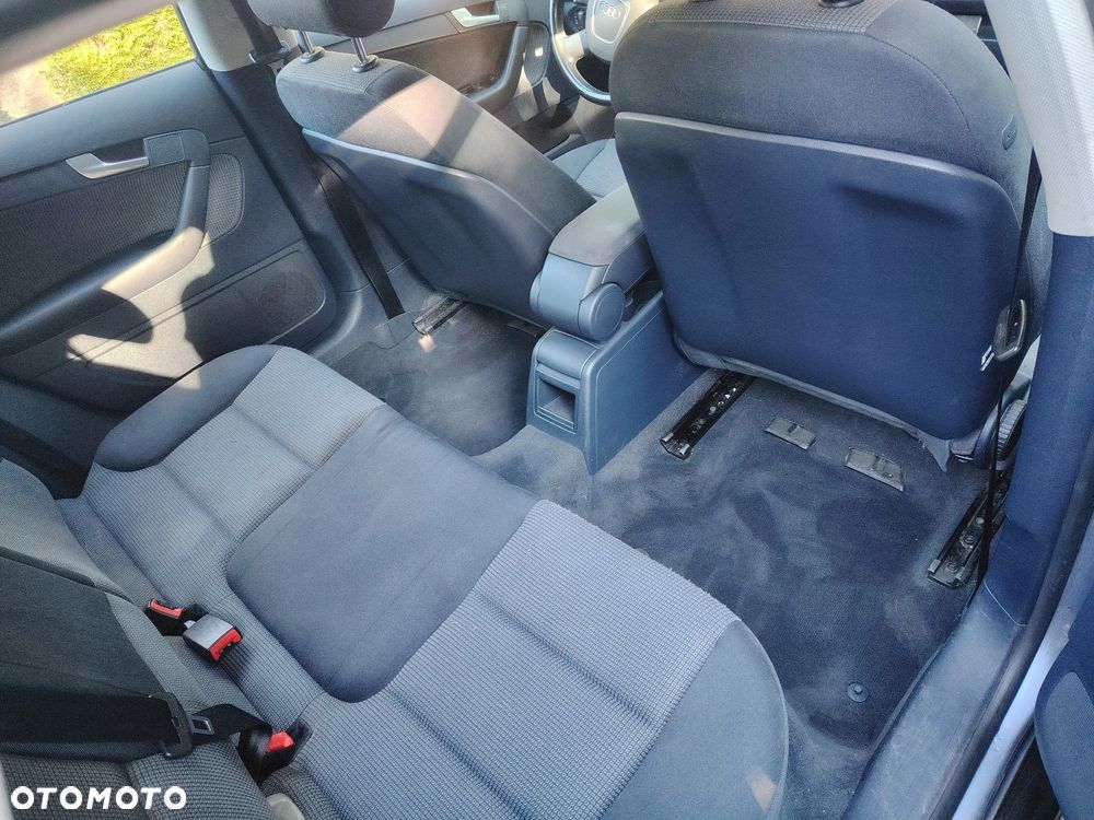 Audi A3 Sportback 2.0 FSI Ambiente - 12