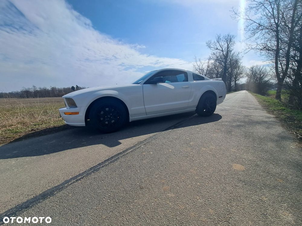 Ford Mustang - 19