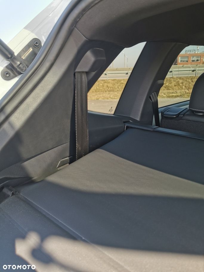 Volkswagen Tiguan - 24